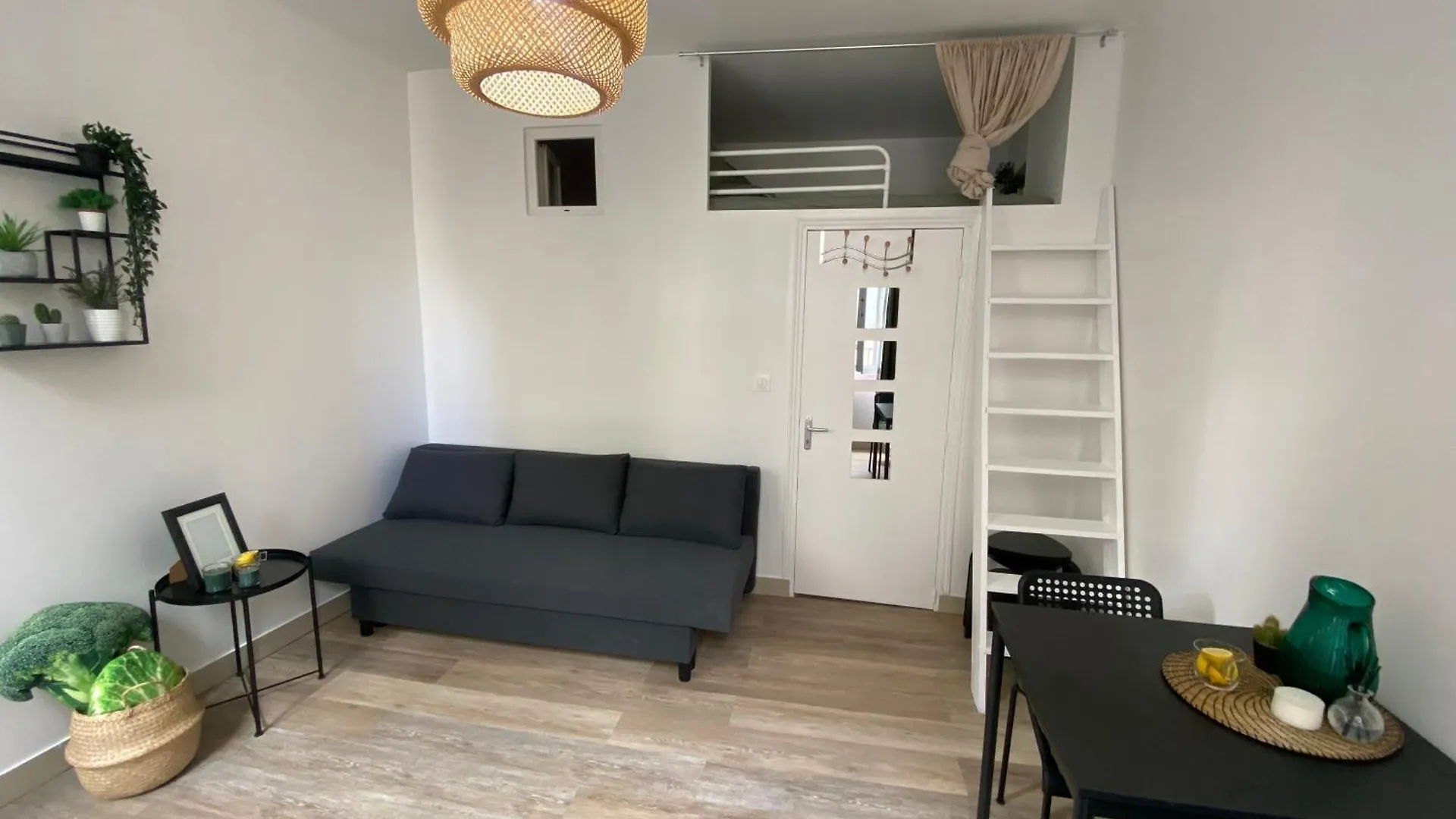 Charmant Studio Au Coeur De